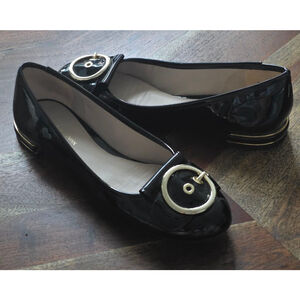 Women's Stuart Weitzman Black Patent Leather Gold Buckle Flats Size 7